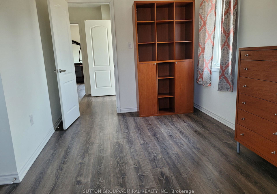 104-village-gate-drive-w-wasaga-beach-ontario-s12147343