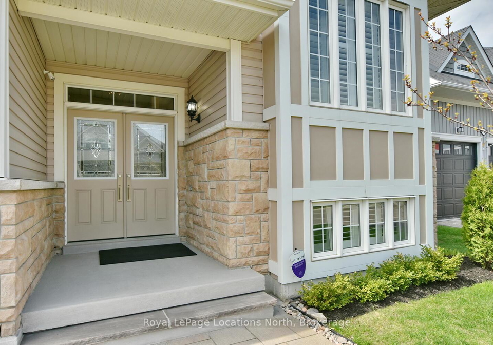 16-starboard-circle-wasaga-beach-ontario-s12147718