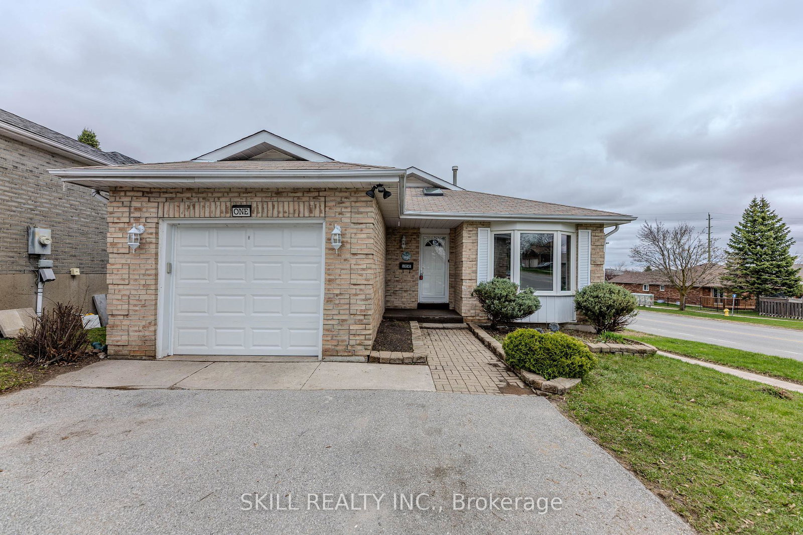 1-nugent-court-barrie-ontario-s12151890