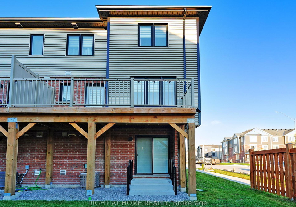 39-hay-lane-barrie-ontario-s12152661