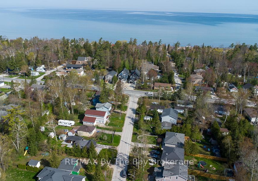 28-60th-street-s-wasaga-beach-ontario-s12152935