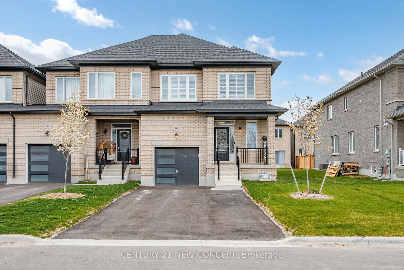 10-autumn-drive-wasaga-beach-ontario-s12154075