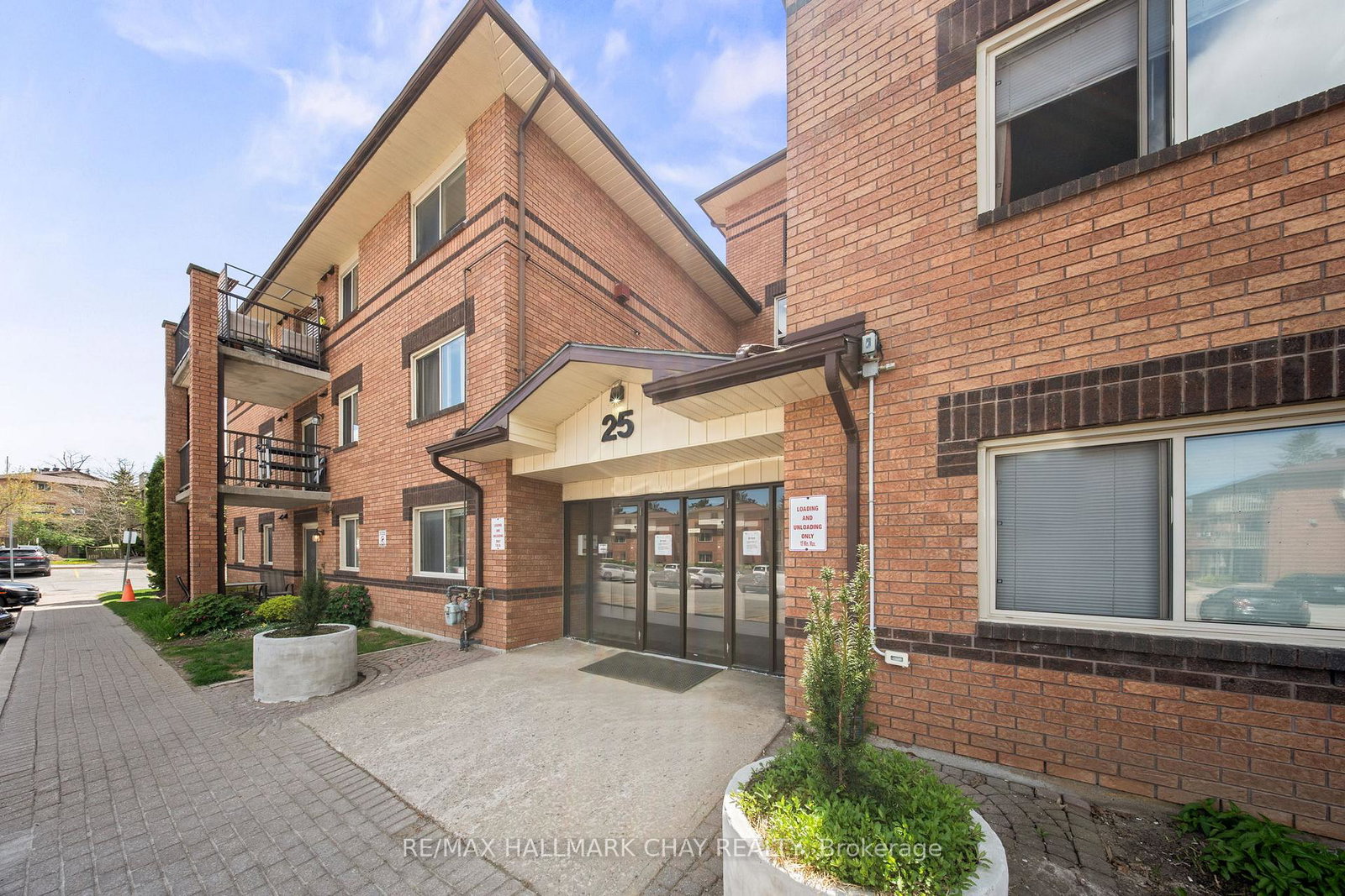 25-meadow-lane-barrie-ontario-s12154276