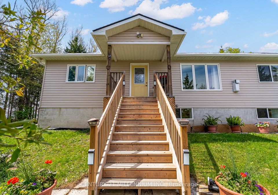 2178-irish-line-severn-ontario-s12154313