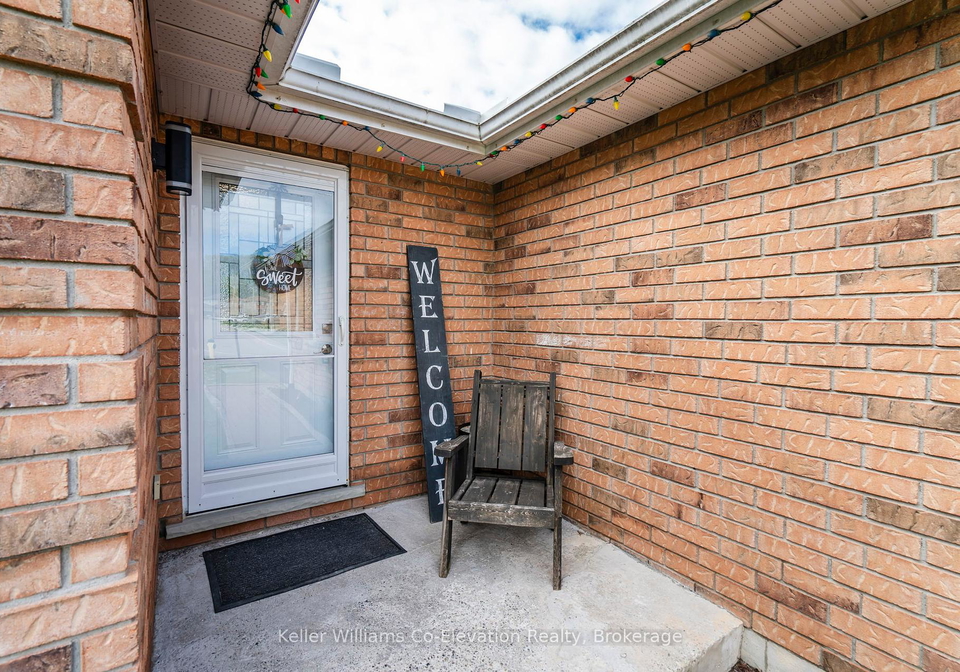 56-byrnes-crescent-penetanguishene-ontario-s12155225