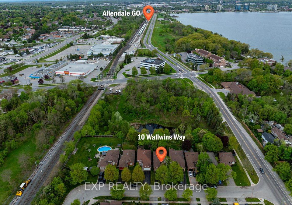 10-wallwins-way-barrie-ontario-s12159219
