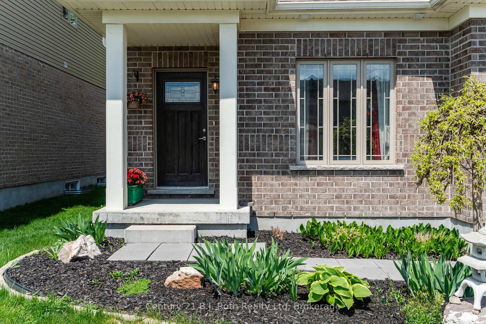 1002-cook-drive-midland-ontario-s12160389