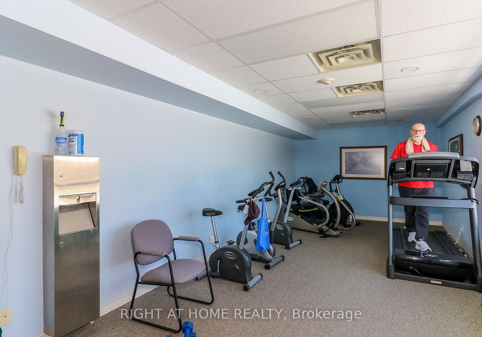 90-dean-avenue-barrie-ontario-s12163920