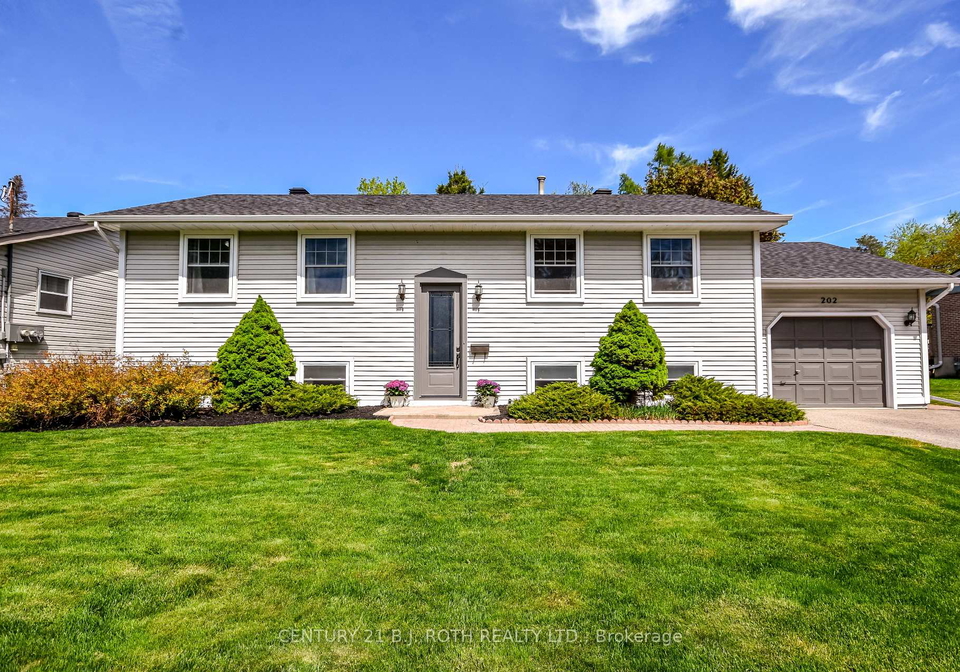 202-crawford-street-barrie-ontario-s12163965
