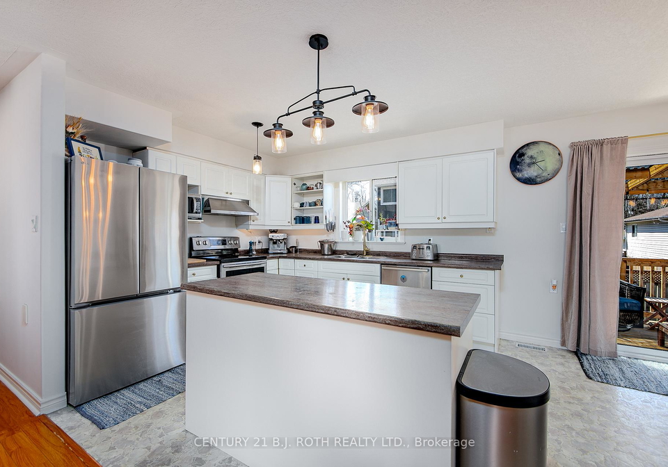 60-riverdale-drive-wasaga-beach-ontario-s12164802