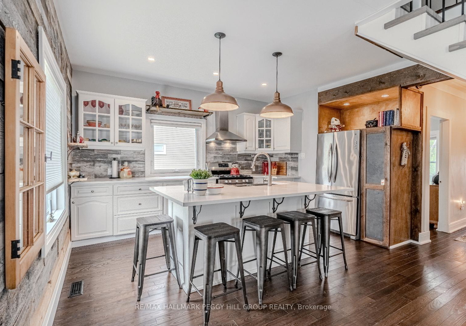 56-yonge-street-n-springwater-ontario-s12165074