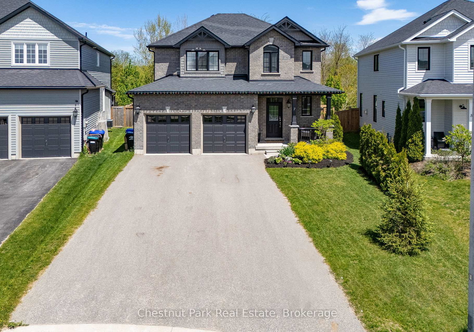 7-gilpin-crescent-collingwood-ontario-s12166763