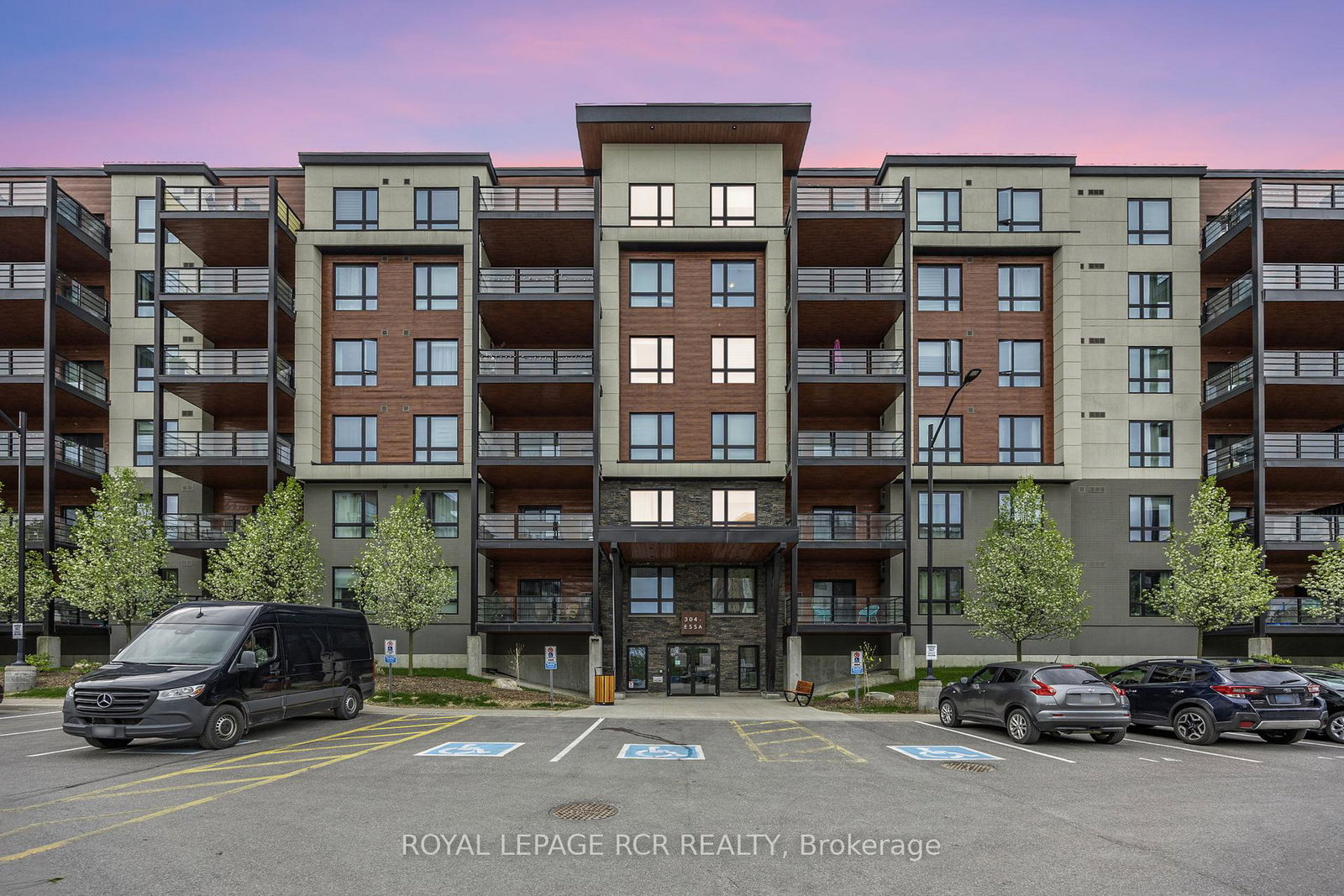 304-essa-road-barrie-ontario-s12168183