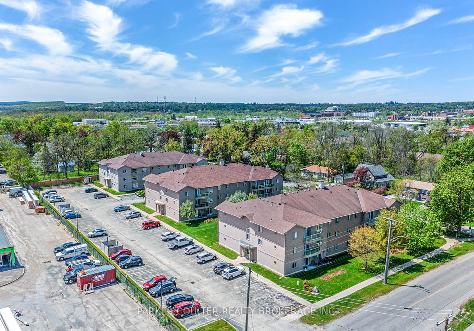 125-bond-street-orillia-ontario-s12168775
