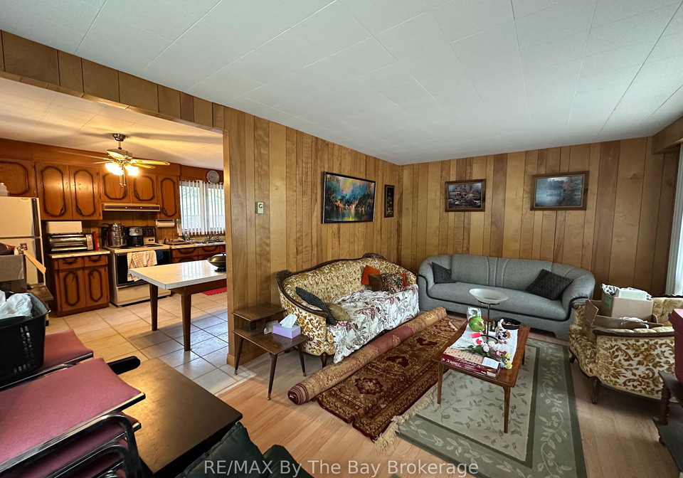 35-frederick-drive-wasaga-beach-ontario-s12170180