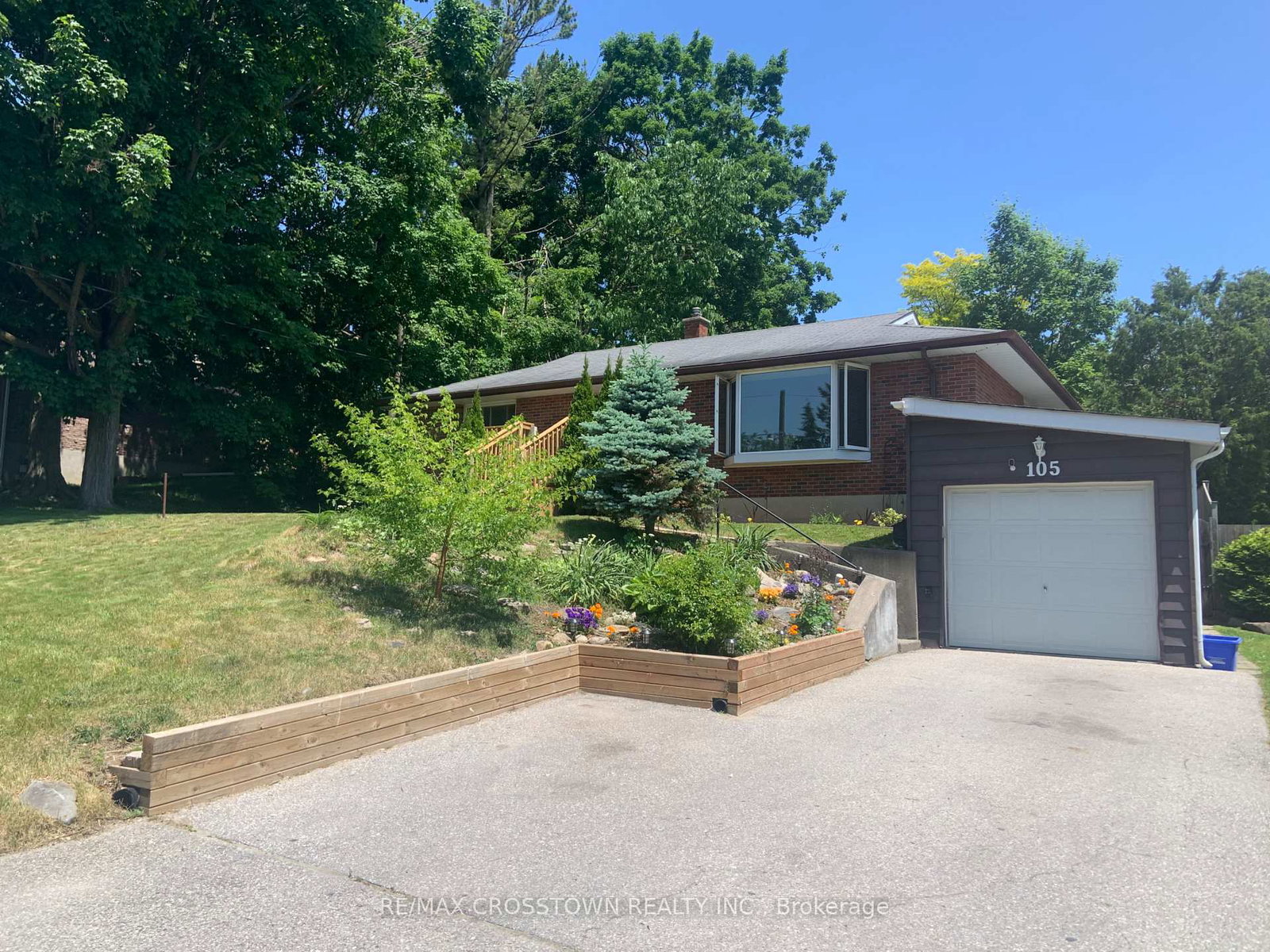 105-eccles-street-n-barrie-ontario-s12172118