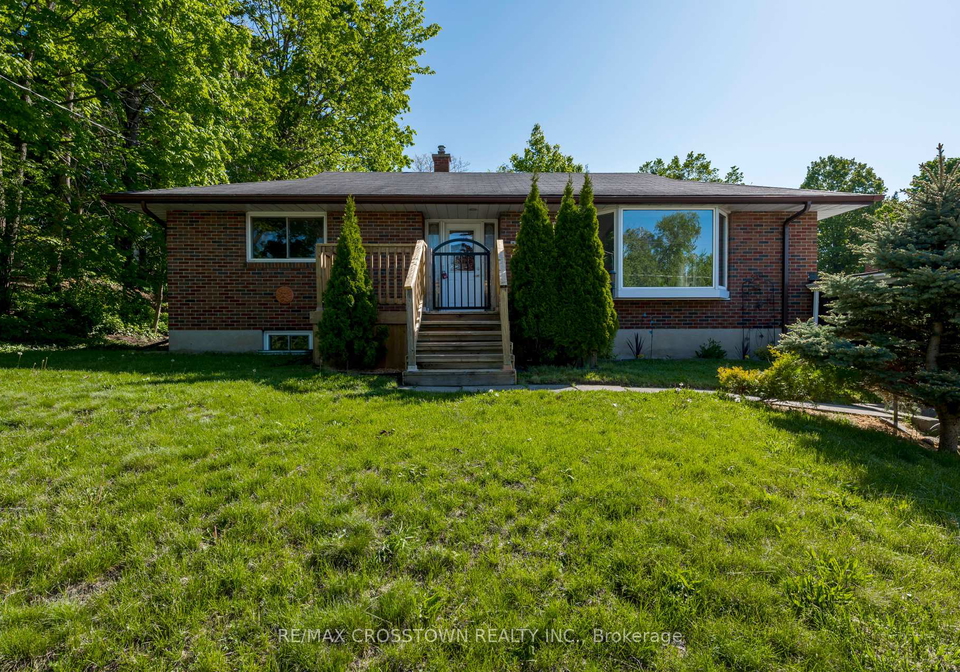 105-eccles-street-n-barrie-ontario-s12172118
