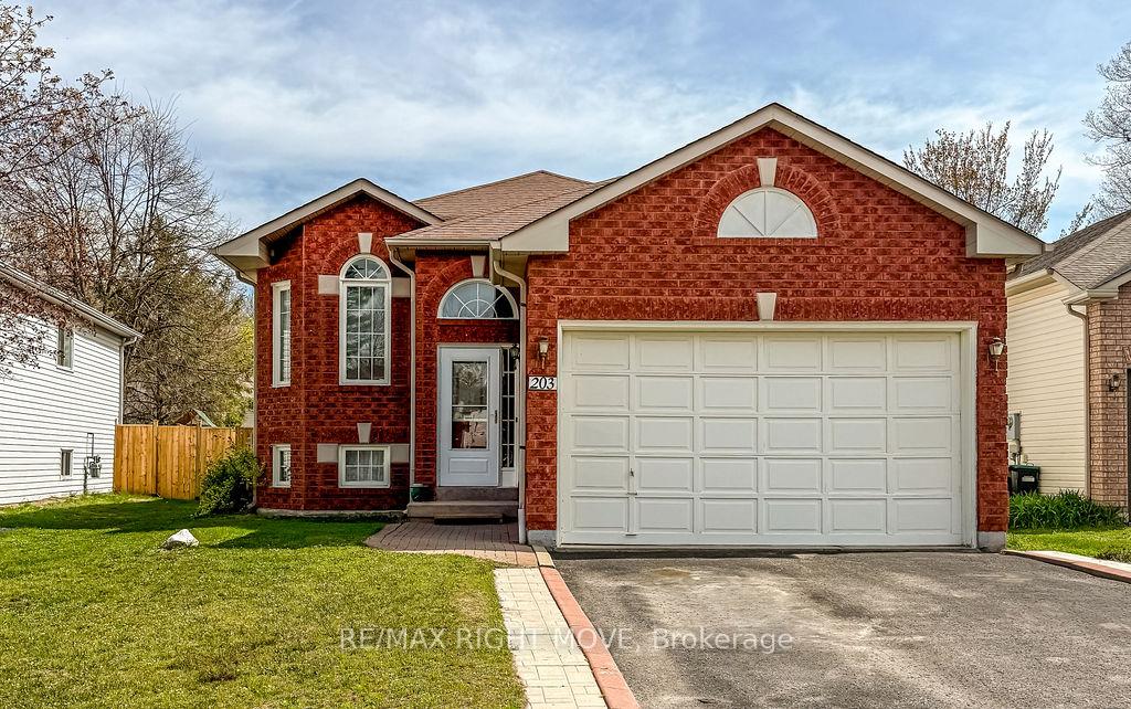 203-dyer-drive-wasaga-beach-ontario-s12172181
