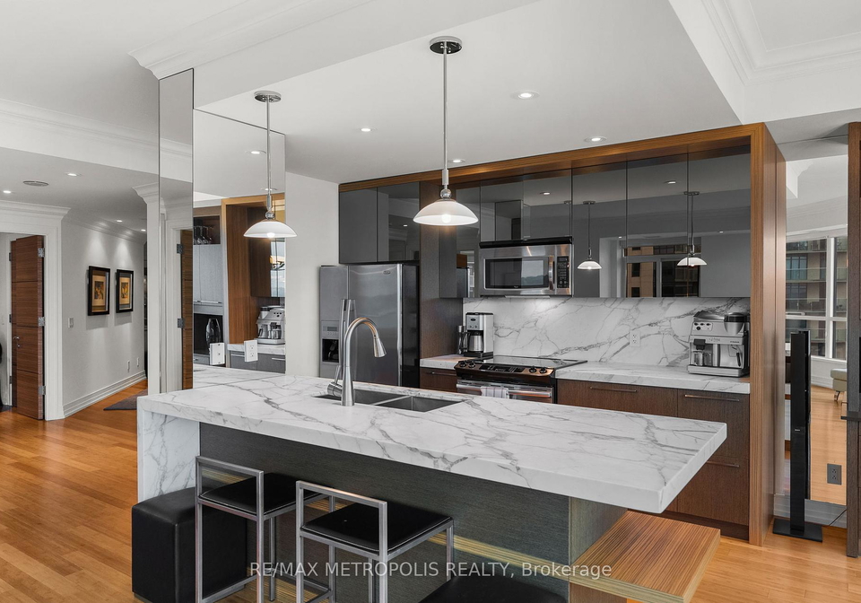33-ellen-street-barrie-ontario-s12174104