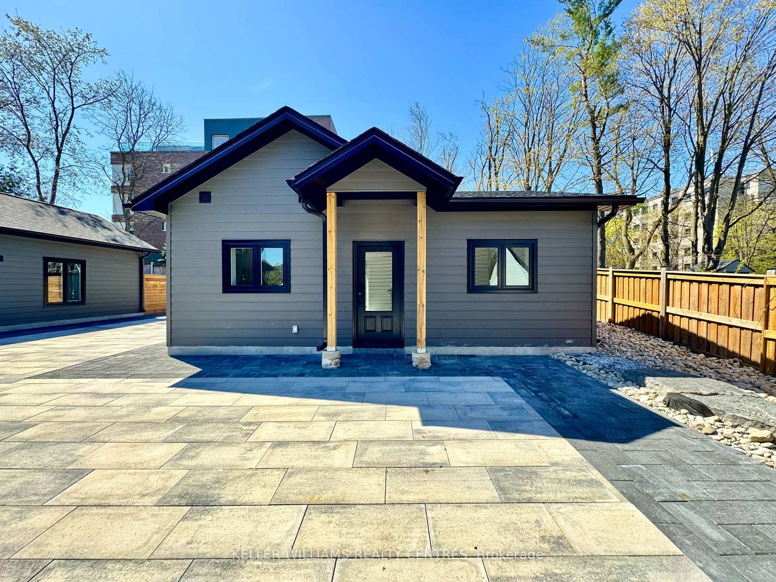 63-holgate-street-barrie-ontario-s12176602