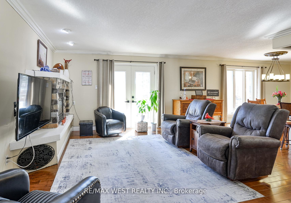 13-albert-street-w-springwater-ontario-s12177251