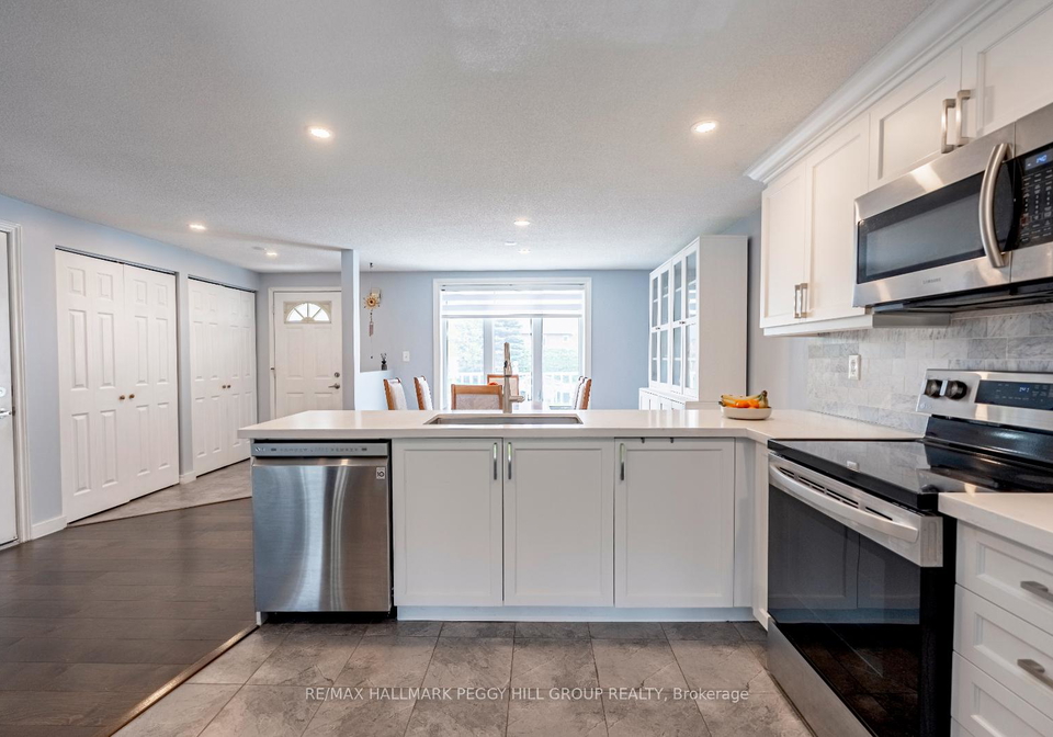 56-rundle-crescent-barrie-ontario-s12178583