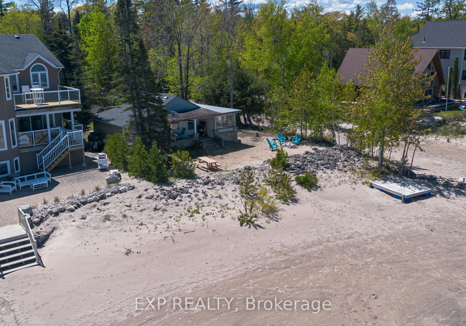 2106-shore-lane-wasaga-beach-ontario-s12179757