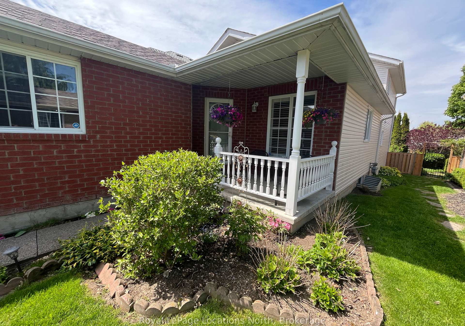 38-bush-street-collingwood-ontario-s12179972
