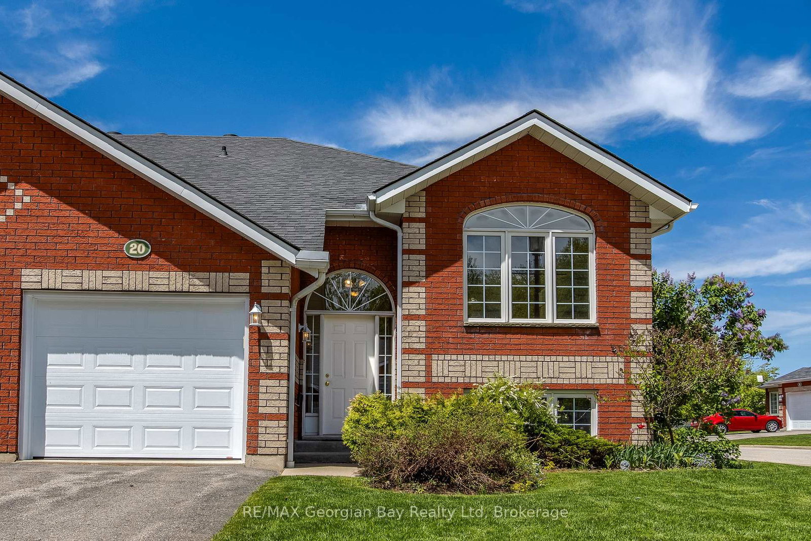 90-thompson-road-penetanguishene-ontario-s12180809