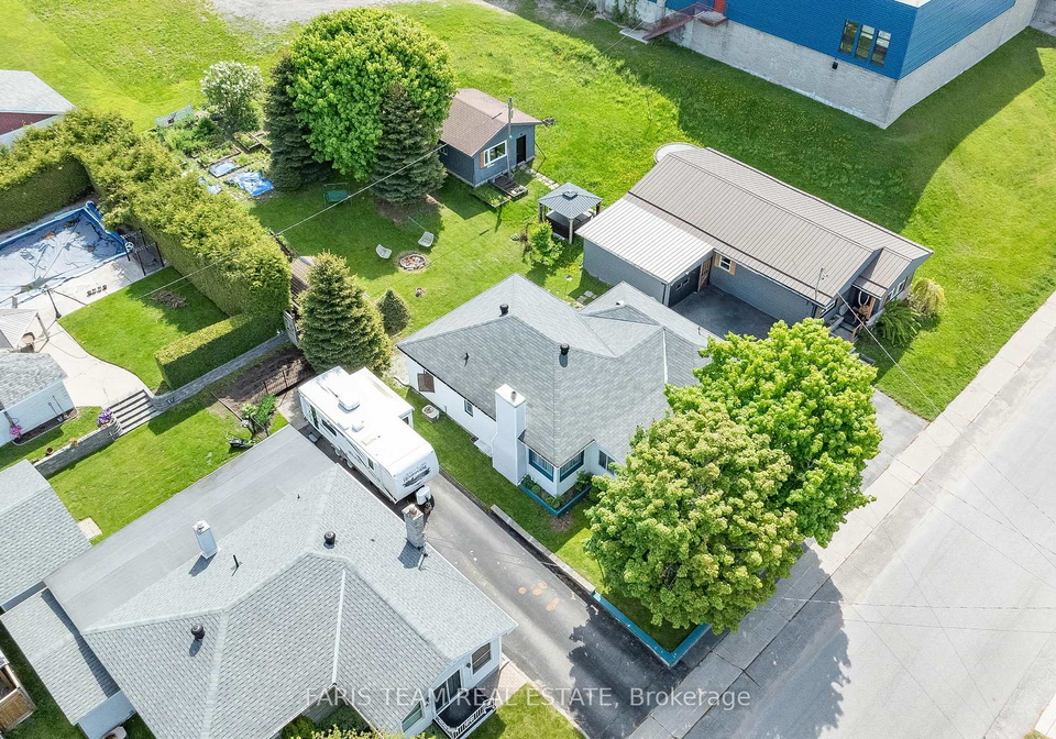 55-maria-street-penetanguishene-ontario-s12181784