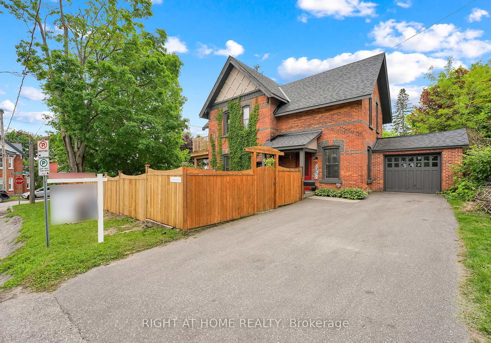 182-nottawasaga-street-orillia-ontario-s12182884