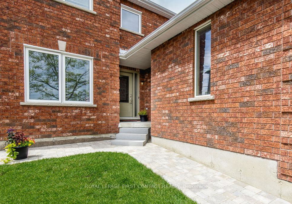 87-stollar-boulevard-barrie-ontario-s12183559