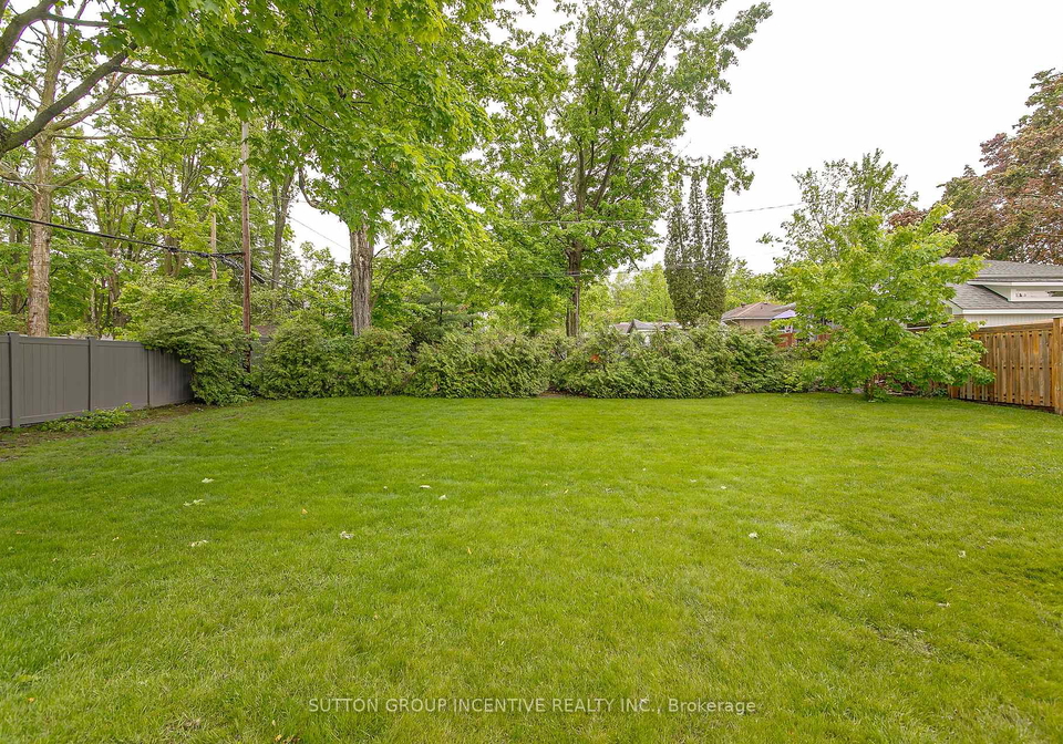 56-dalton-crescent-s-orillia-ontario-s12184409