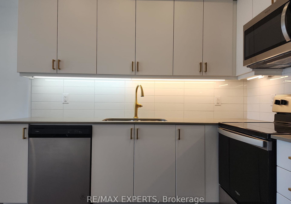 56-lakeside-terrace-barrie-ontario-s12184893