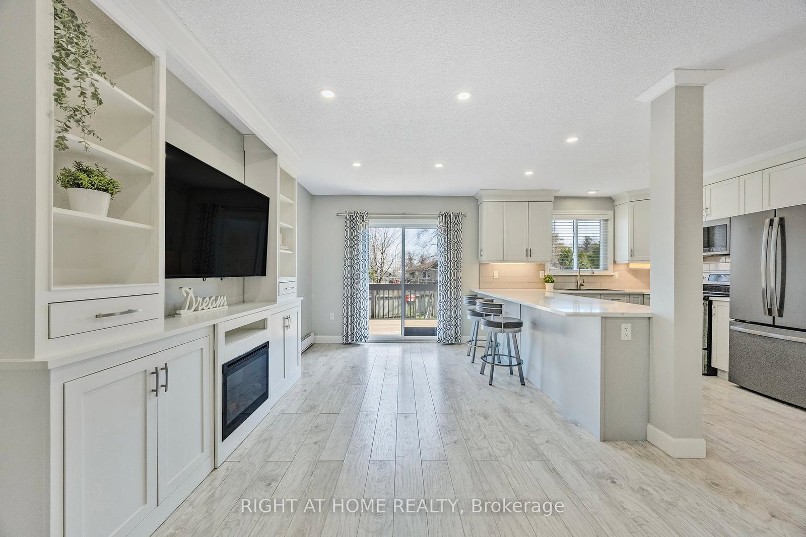 9205-11-highway-n-severn-ontario-s12184995