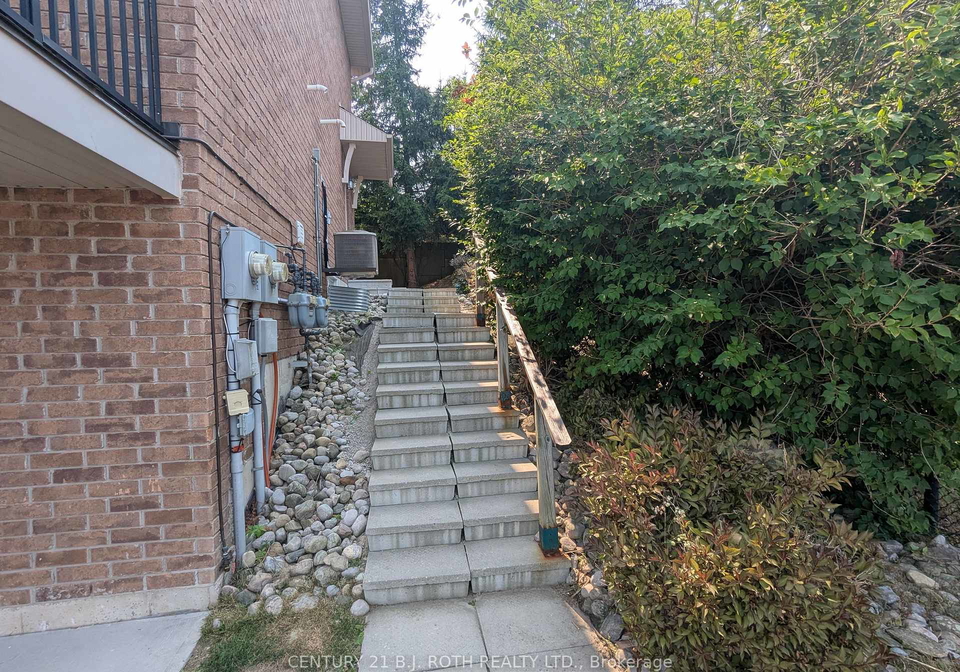 175-stanley-street-barrie-ontario-s12185311