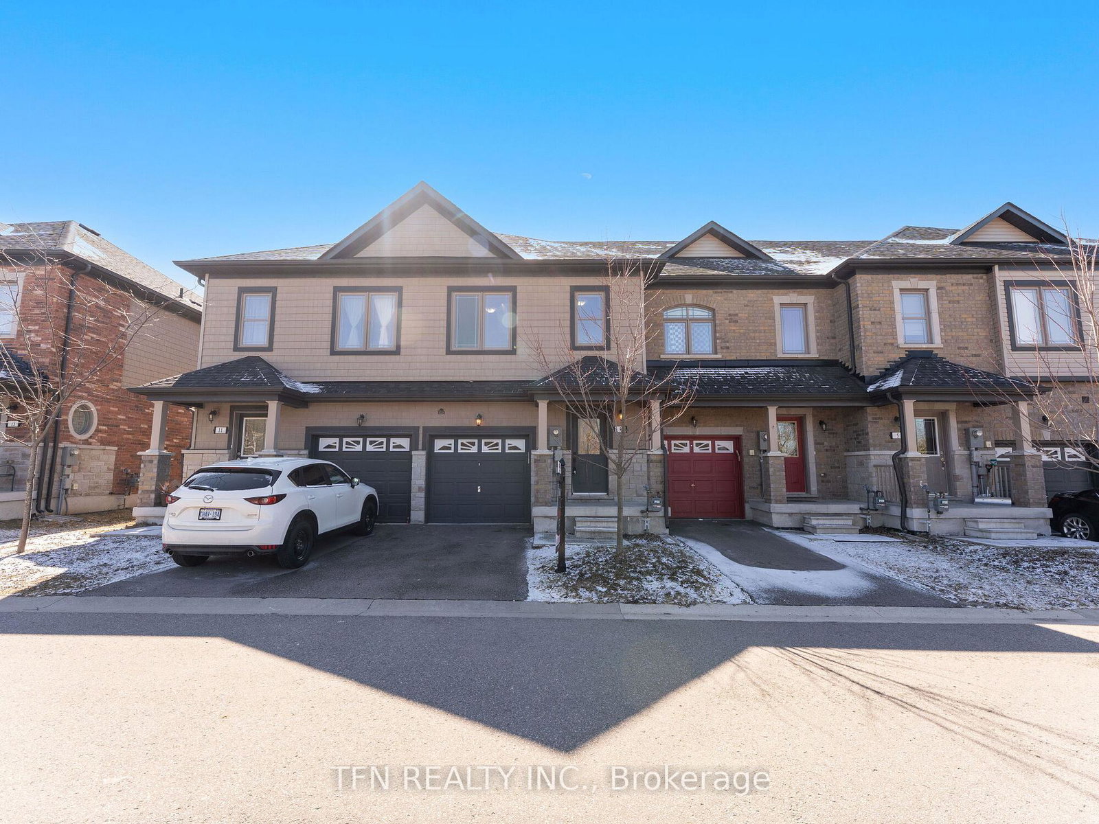 9-cygnus-crescent-barrie-ontario-s12185810