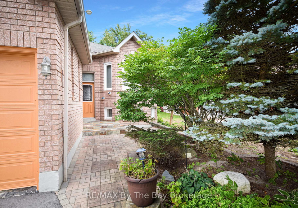 139-dyer-drive-wasaga-beach-ontario-s12187345