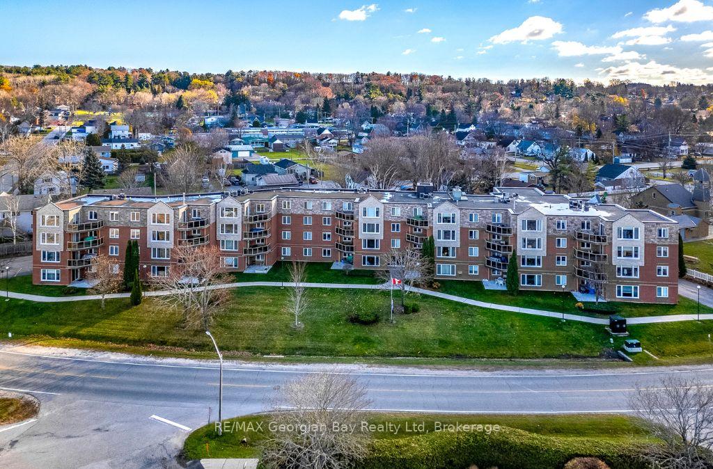 11-beck-boulevard-penetanguishene-ontario-s12188989
