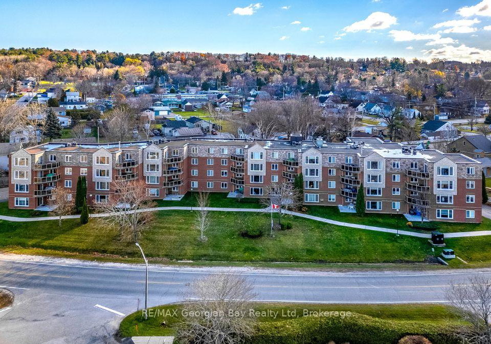 11-beck-boulevard-penetanguishene-ontario-s12188989