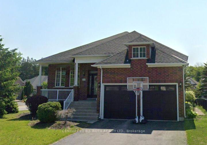 1-masters-lane-wasaga-beach-ontario-s12189671