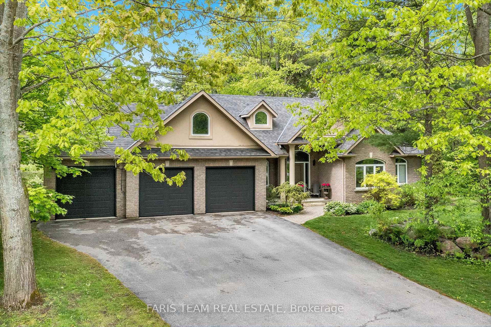 15-laddie-lane-springwater-ontario-s12190051