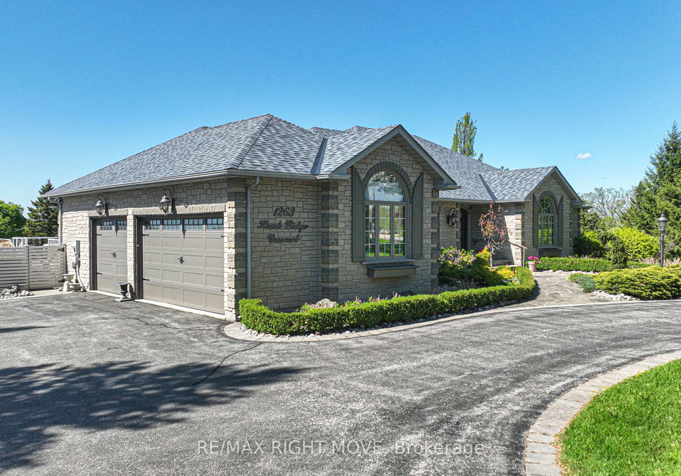 1263-hawk-ridge-crescent-severn-ontario-s12191166
