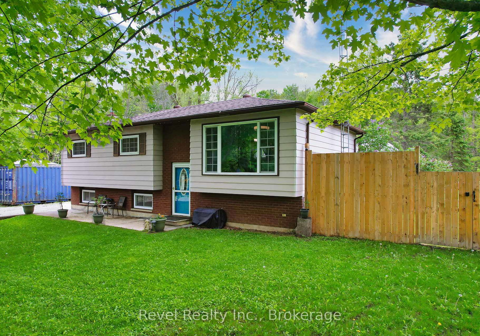 11-innisfree-drive-springwater-ontario-s12193252