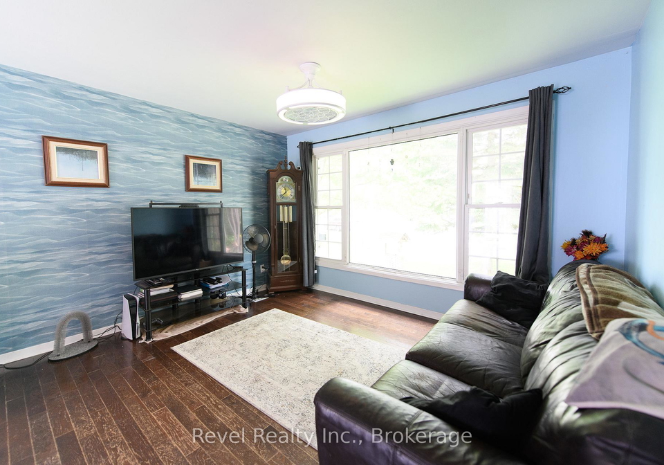 11-innisfree-drive-springwater-ontario-s12193252