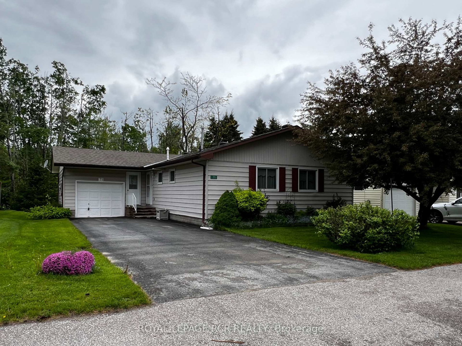 71-tamarack-drive-oro-medonte-ontario-s12194935