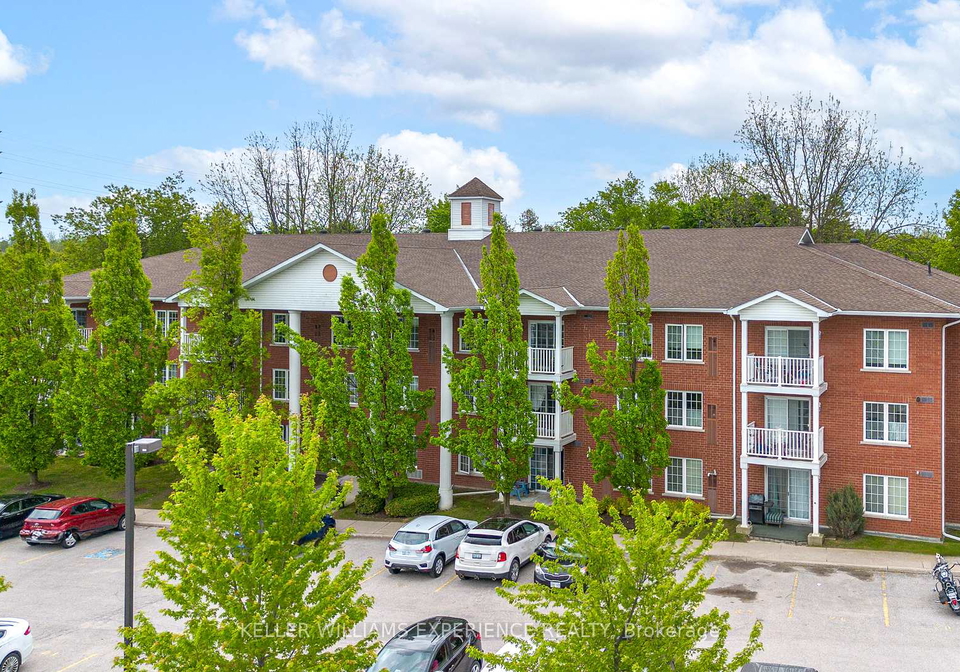 49-jacobs-terrace-barrie-ontario-s12195447