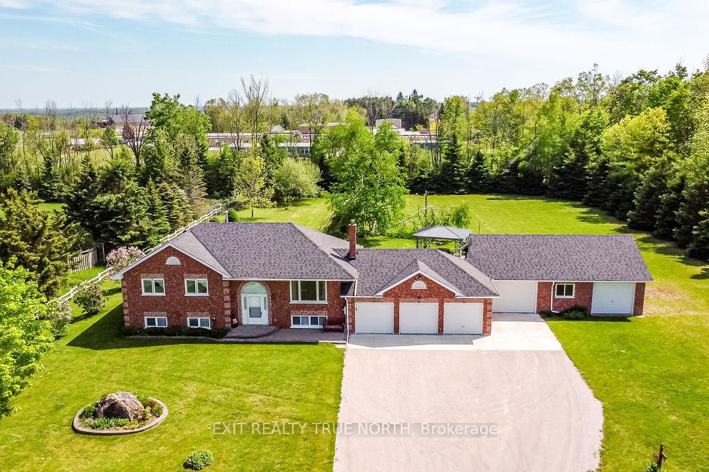 16-hepinstall-place-oro-medonte-ontario-s12195462