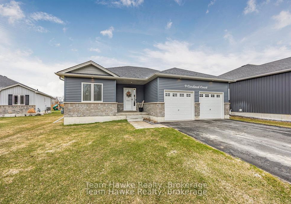 9-cardinal-court-tay-ontario-s12198800