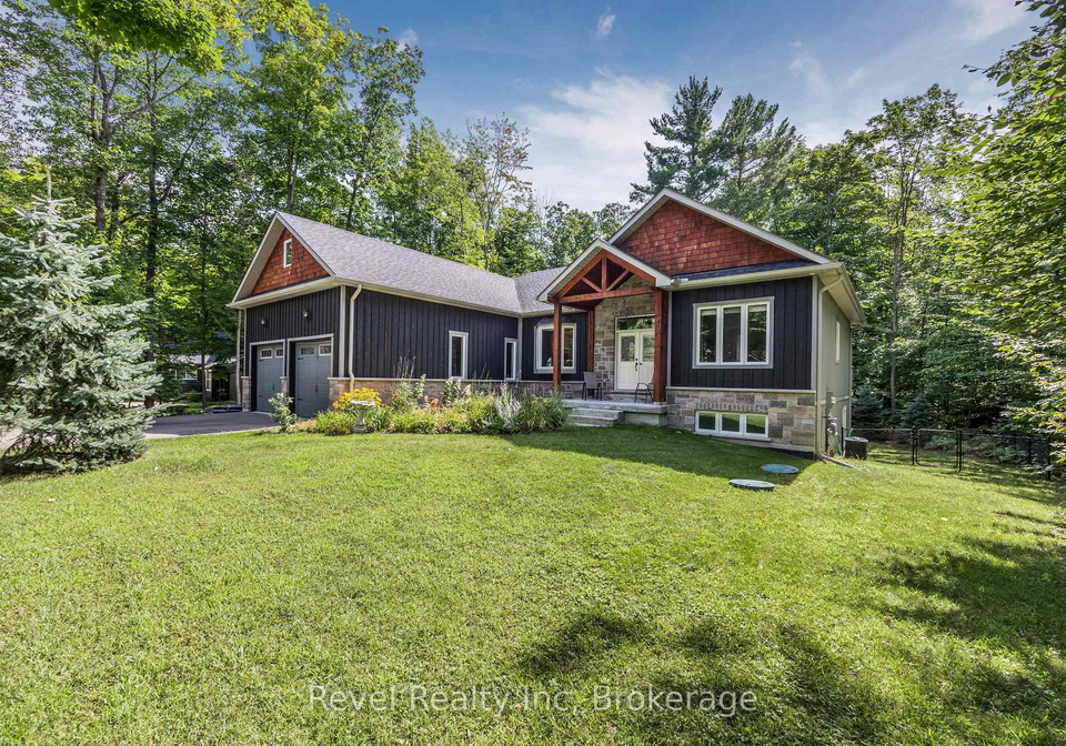80-forest-circle-tiny-ontario-s12199555